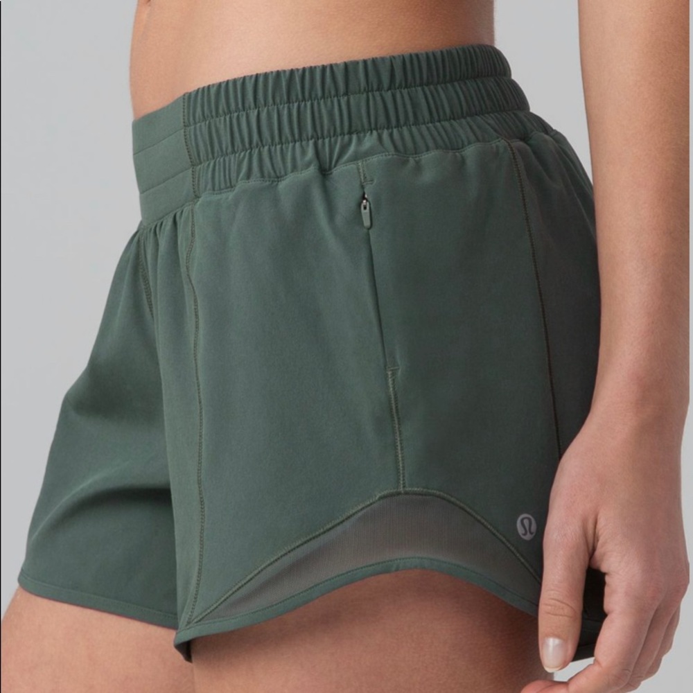 NWOT Lululemon Hotty Hot Short 6 Tall-Dark Forest